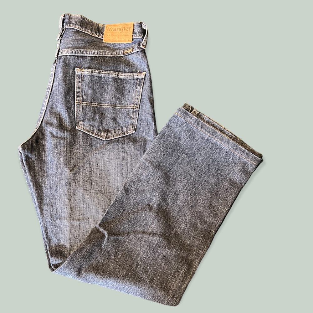 💥 WRANGLER REGULAR FIT STRAIGHT LEG JEANS 💥